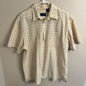 IZOD short sleeve XL button down shirt